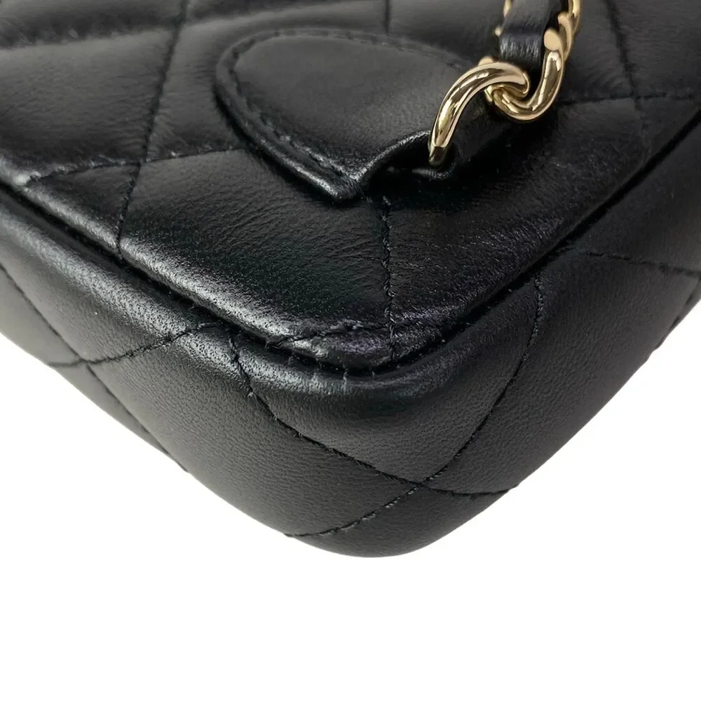 Chanel Matelasse Shoulder Bag AP3739